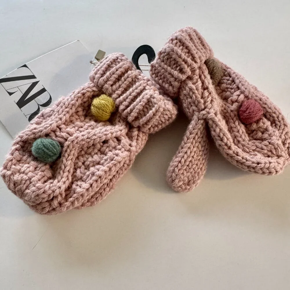 ZARA Knit Mittens | Blush Pink w/ Felt Dot Detail | 3–6Y | NWT (new with tags)